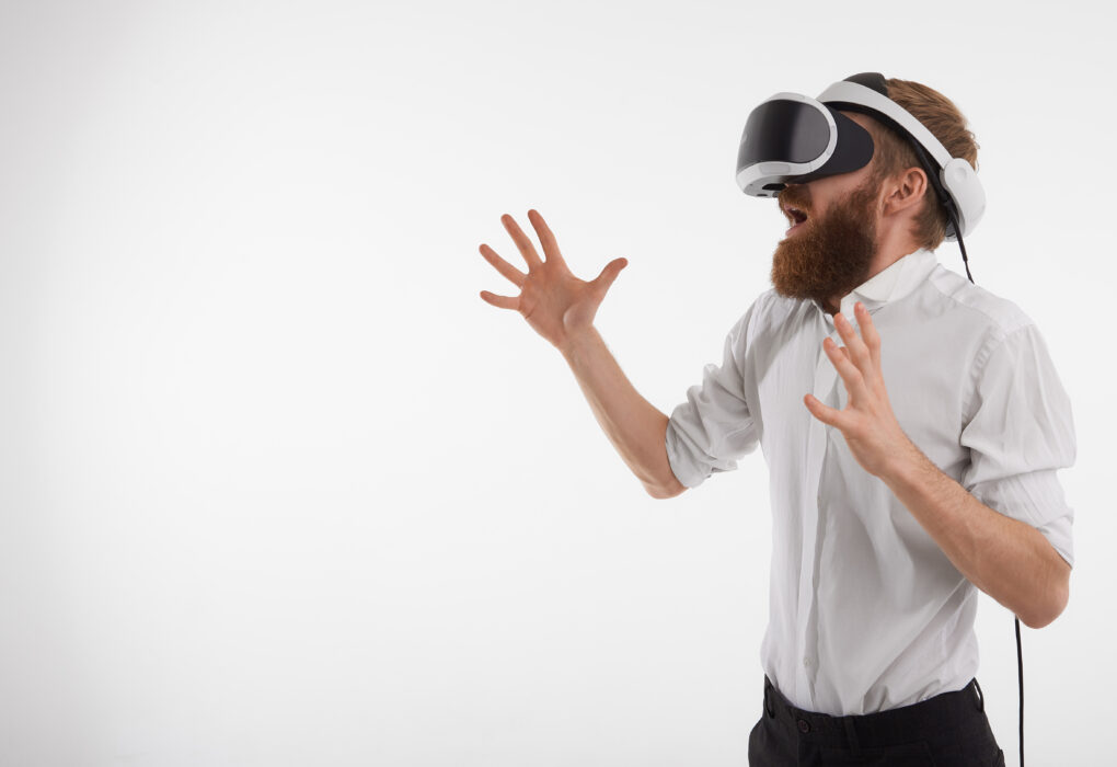 Nasadíš okuliare a zmeníš svet: Čo všetko dokáže VR. Zdroj foto: Freepik.com